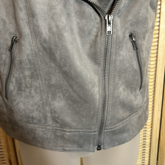 Philosophy Gray Zip Front Faux Leather Moto Vest Zippered Pockets Medium New NWT - Picture 9 of 16